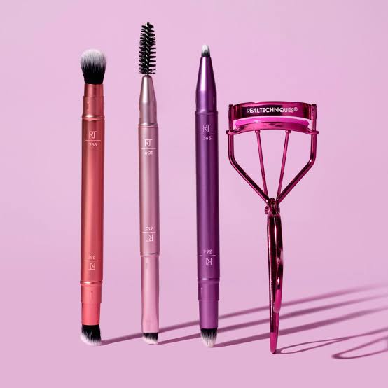 Real Techniques | Double Time Makeup Brush + Lash Curler Set