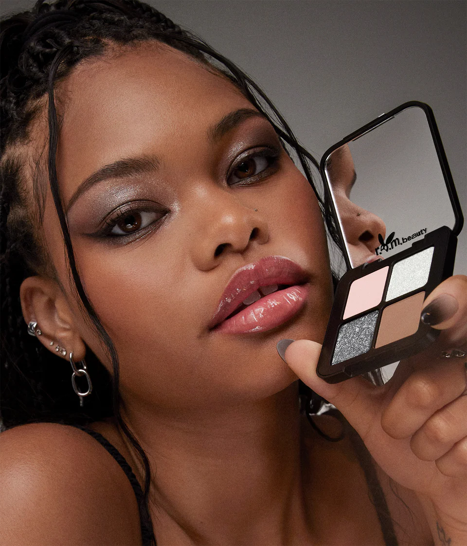 r.e.m. beauty | DANGEROUS WOMAN SWEET DREAMS EYESHADOW QUAD