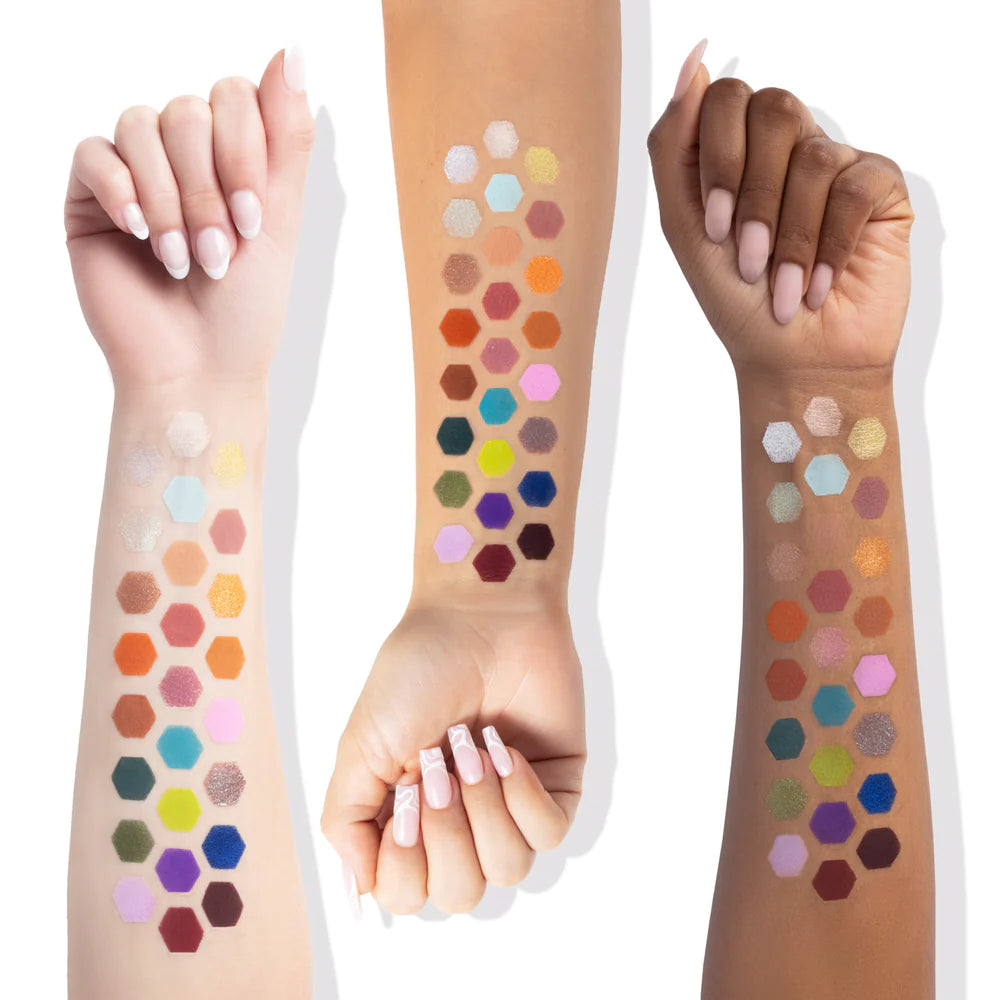 Beauty Creations | LUIS TORRES VOL 2 OVERDRESSED SHADOW PALETTE