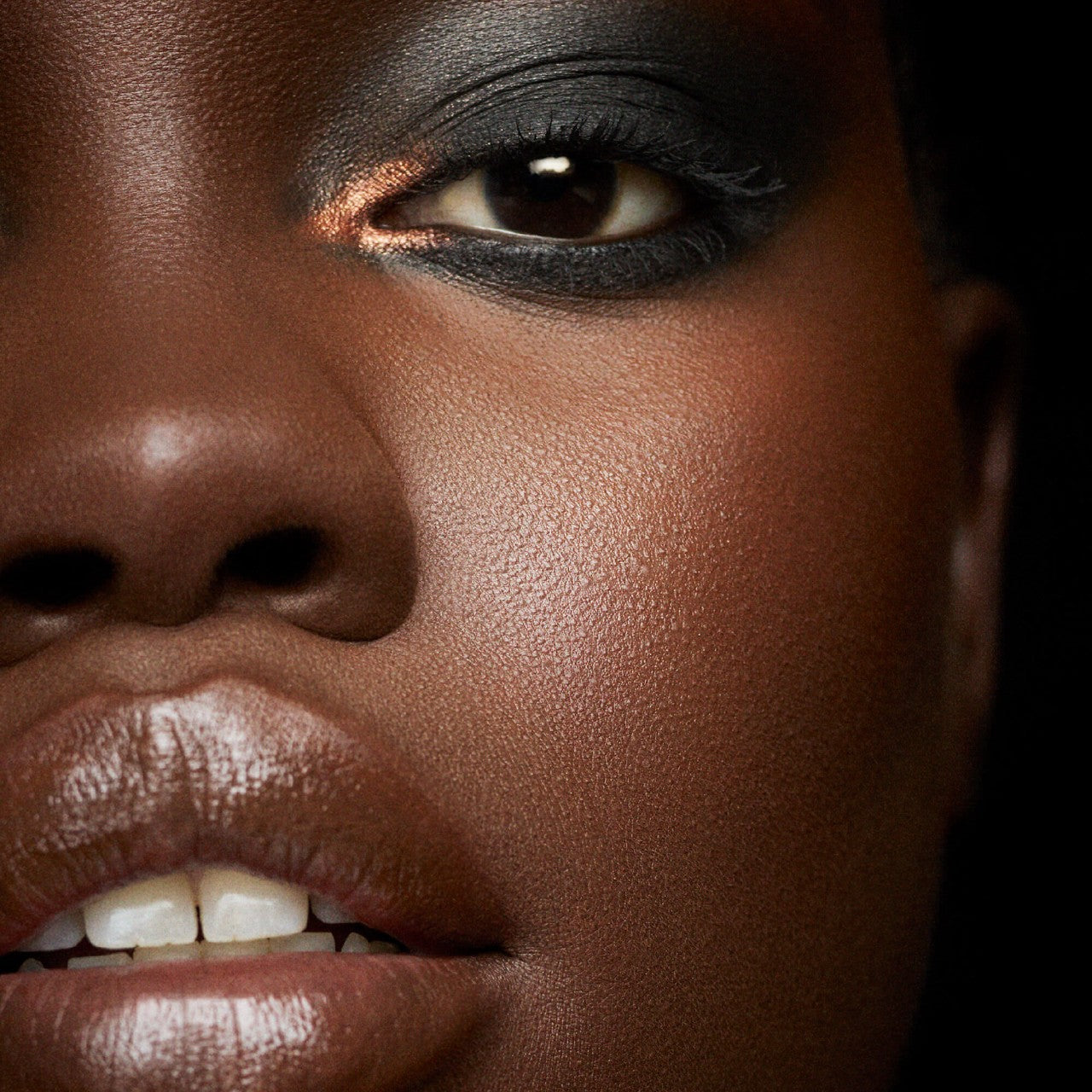 Fenty Beauty by Rihanna | Shadowstix Longwear Eyeshadow Stick - Matte finish