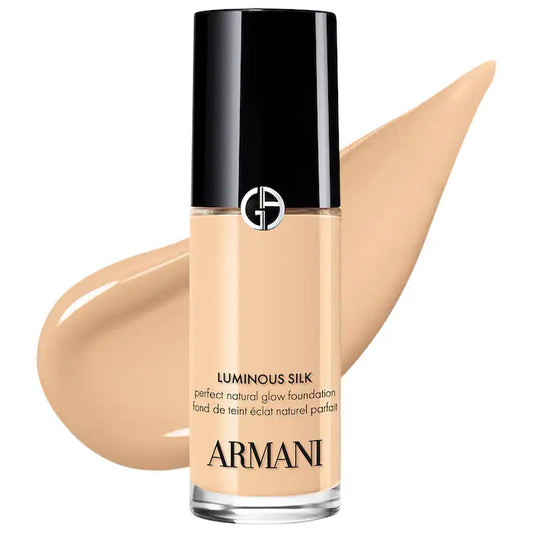 Armani Beauty | Mini Luminous Silk Natural Glow Blurring Liquid Foundation with 24 Hour Wear