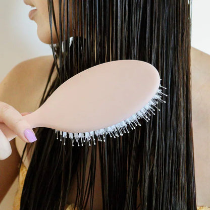 dae | Vegan Detangle + Style Brush