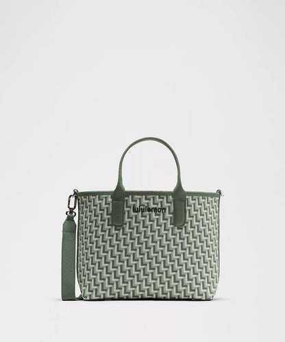 Lululemon | Classic Knit Small Tote Bag 8L
