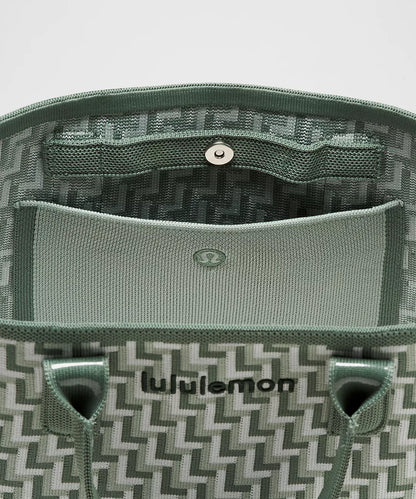 Lululemon | Classic Knit Small Tote Bag 8L
