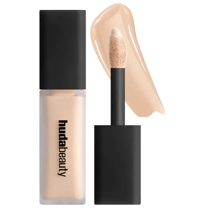 HUDA BEAUTY | #FauxFilter Matte Buildable Coverage Waterproof Concealer