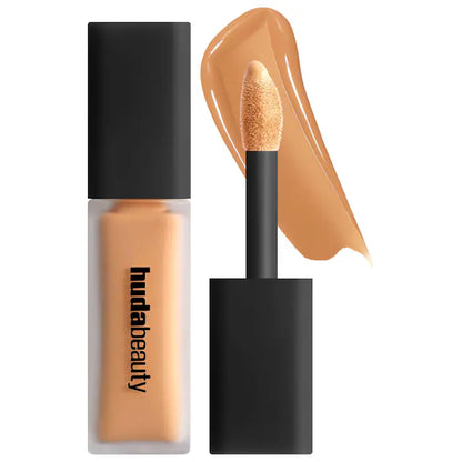 HUDA BEAUTY | #FauxFilter Matte Buildable Coverage Waterproof Concealer