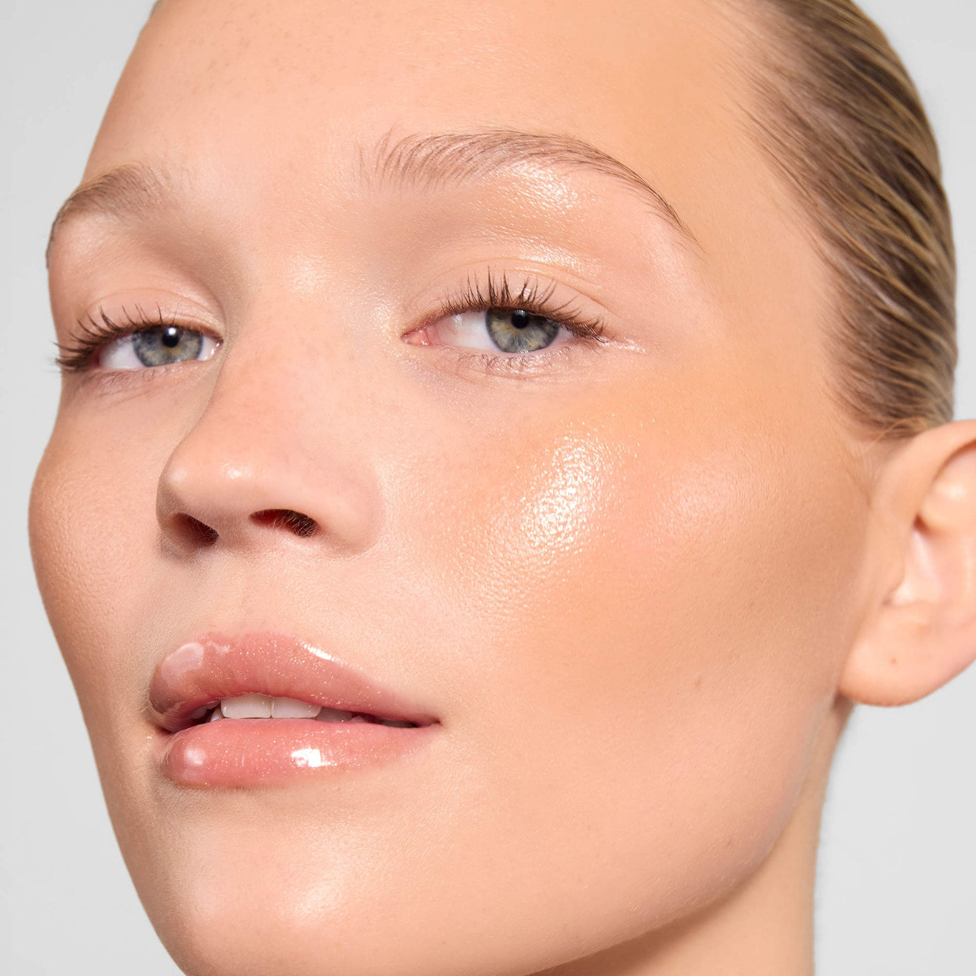 REFY | Topaz Collection: Shimmer Lip Gloss & Liquid Highlighter Set