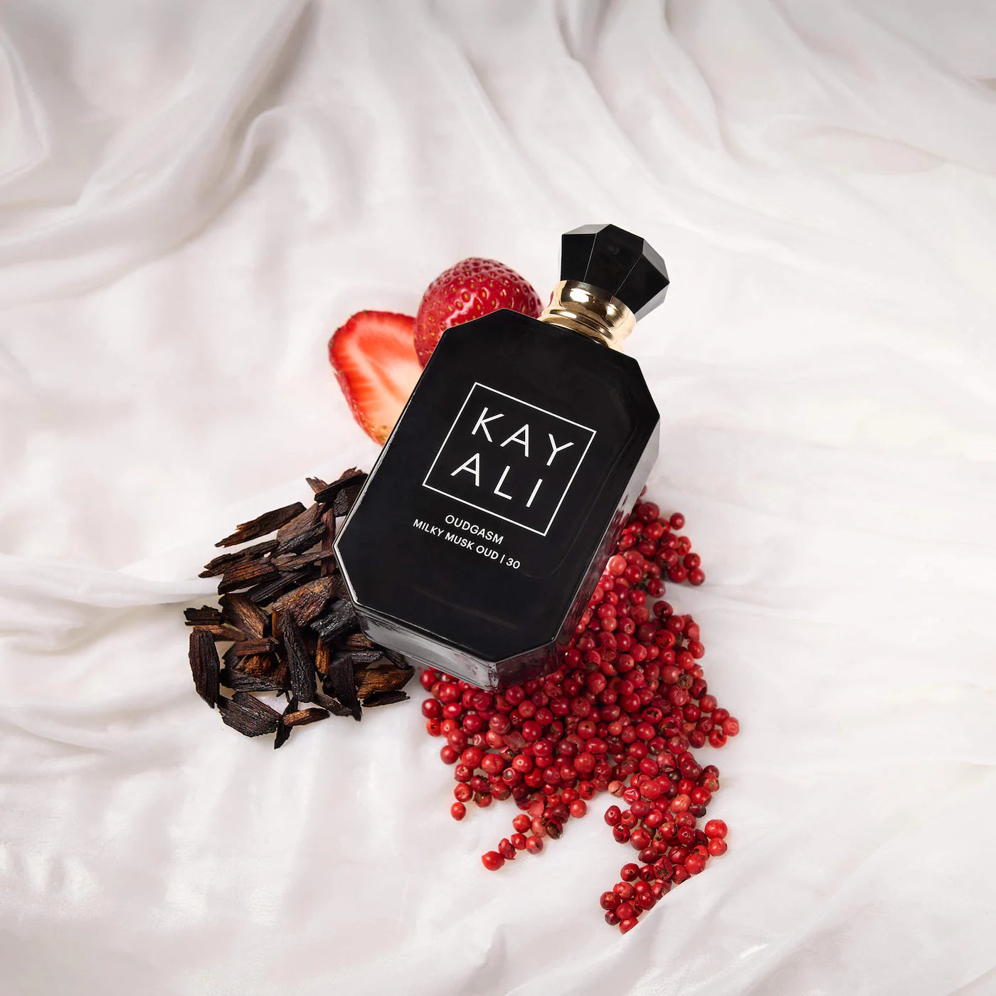 KAYALI | OUDGASM MILKY MUSK OUD | 30 Eau de Parfum Intense Travel Spray