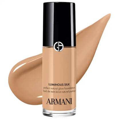 Armani Beauty | Mini Luminous Silk Natural Glow Blurring Liquid Foundation with 24 Hour Wear